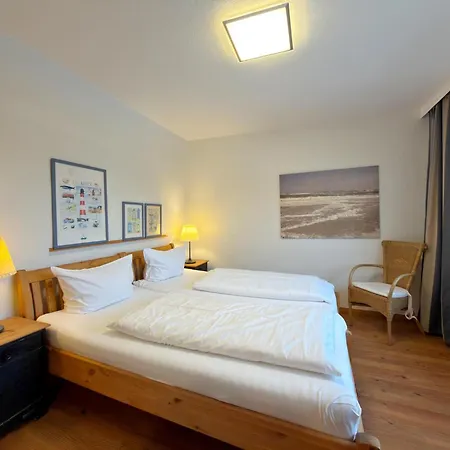 Ferienwohnung Melissa Auf Sylt - Zentral In Westerland - Hundefreundlich - Eigener Parkplatz - Bis 4 Personen *
